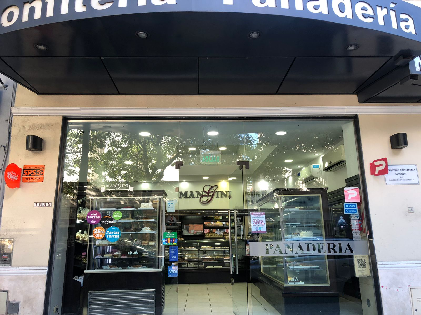 Local Mangini Colegiales